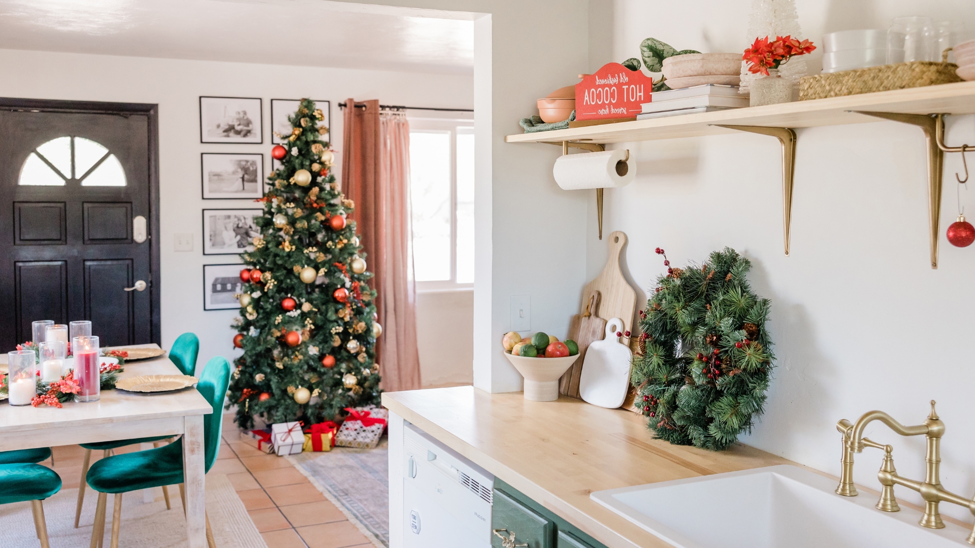 Should I Sell My Home During the Holidays?